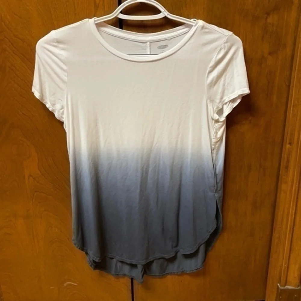 OLD NAVY OMBRÉ TEE